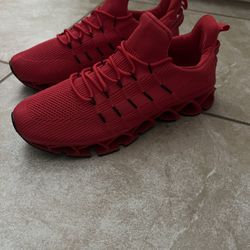 Mens Sz12 Red Cross Trainers