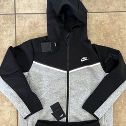 Gray & Black Nike Tech Set 