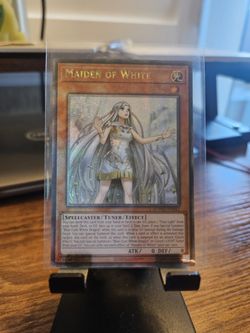 Maiden Of White - Quarter Century Rare