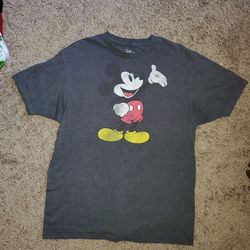 Vintage Mickey Mouse Tshirt- size L