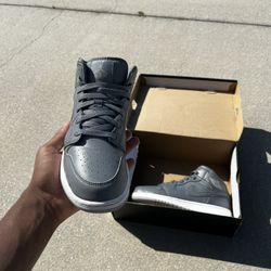 Jordan 1 “cool Grey Wolf Grey” Size 7