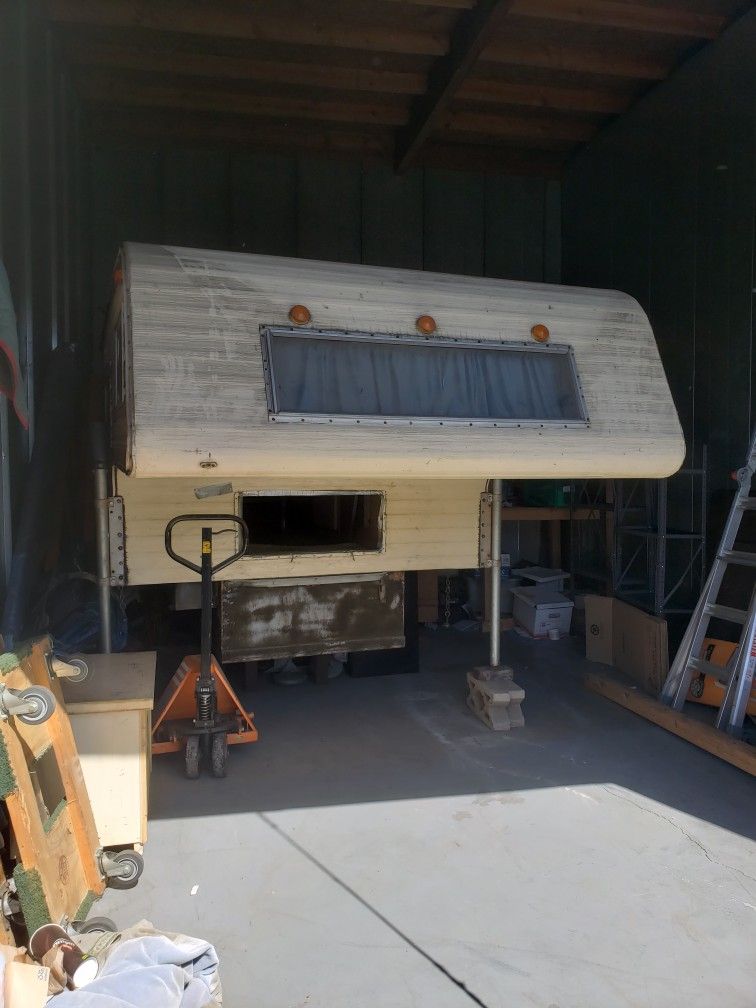 Truck Camper 8ft