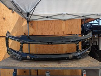 2019-2020-2021-2022 PORSCHE CAYENNE FRONT BUMPER OEM USED