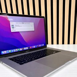 APPLE MACBOOK PRO i7 PROCESSOR $0 DOWN FINANCING AVAILABLE 🔥