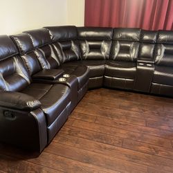 New Recliner Sectional Couch Includes Free Delivery 