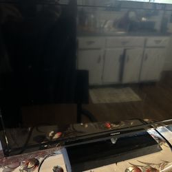 Toshiba 32" Class V35 Series LED HD Smart TV