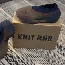 Yeezy Knit Rnr