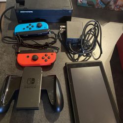 Nintendo Switch 