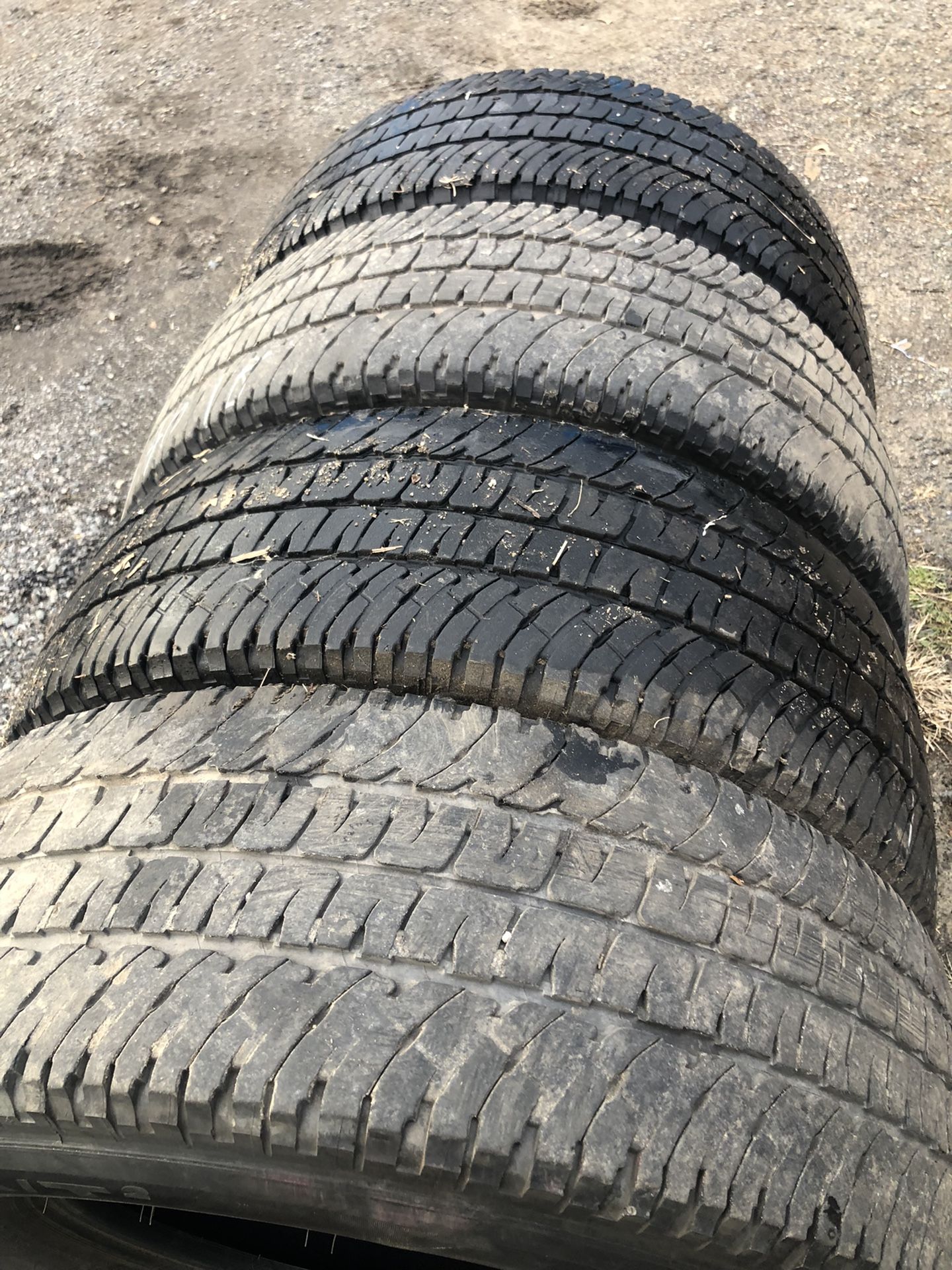Full Set Tires LT 275 70 18