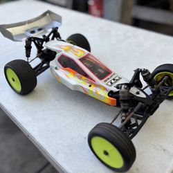 Team Losi TLR 22  2.0 roller RC 1/10 Scale Racer 