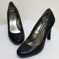 Bandolino Black High Heels Sz 6.5