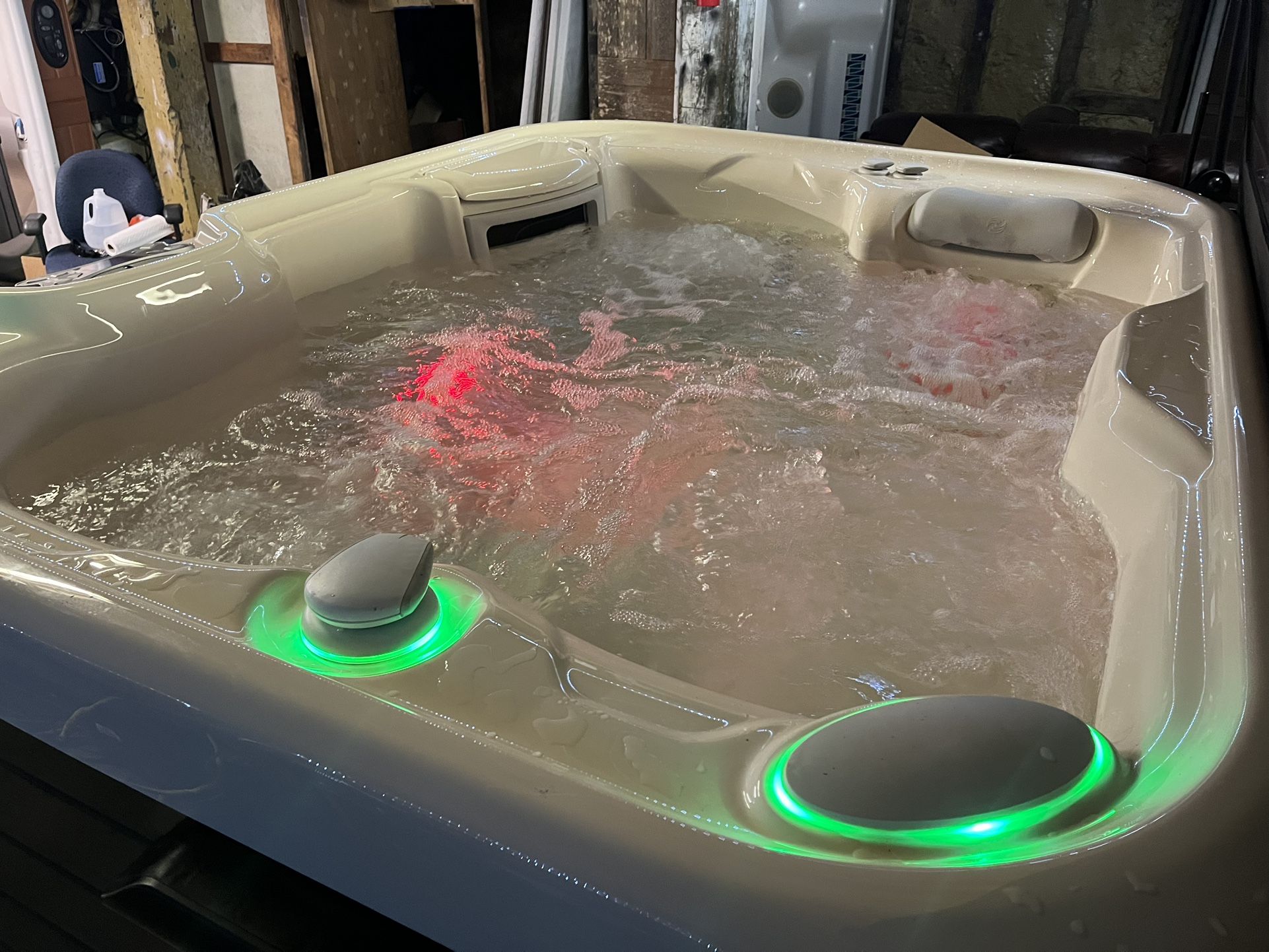 #1 Rated HotSprings JetSetter 2-3 Person Hot Tub 110 Volt