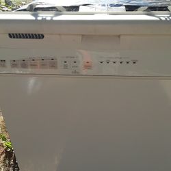 Whirlpool Dishwasher