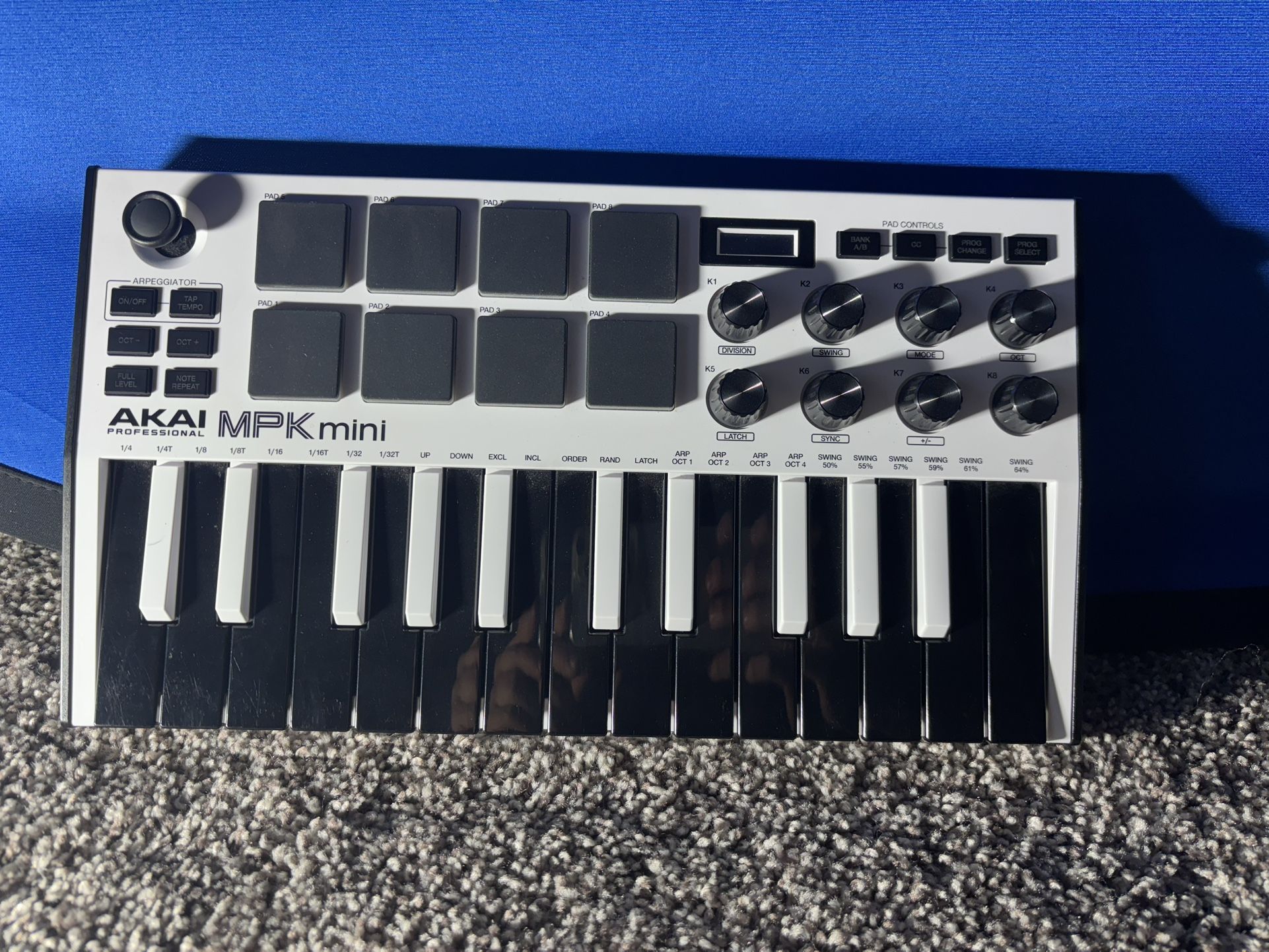 Akai Professional MPK Mini MK3