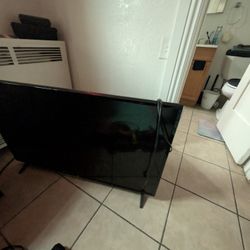 LG 43 Inch Class 4K HDR Smart LED TV Priced To Sell