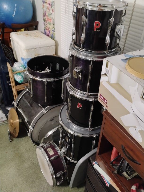 Premier Drums Vintage. 7 Drums Plus Mapex Snare