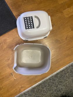 Clean Hooded Cat Litter Box - Large Enclosed Litter Pan