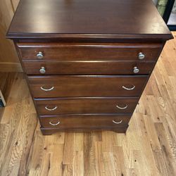 4 Drawer chest