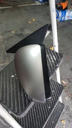 Honda Accord (oem)Drivers side power mirror (2008-2012)