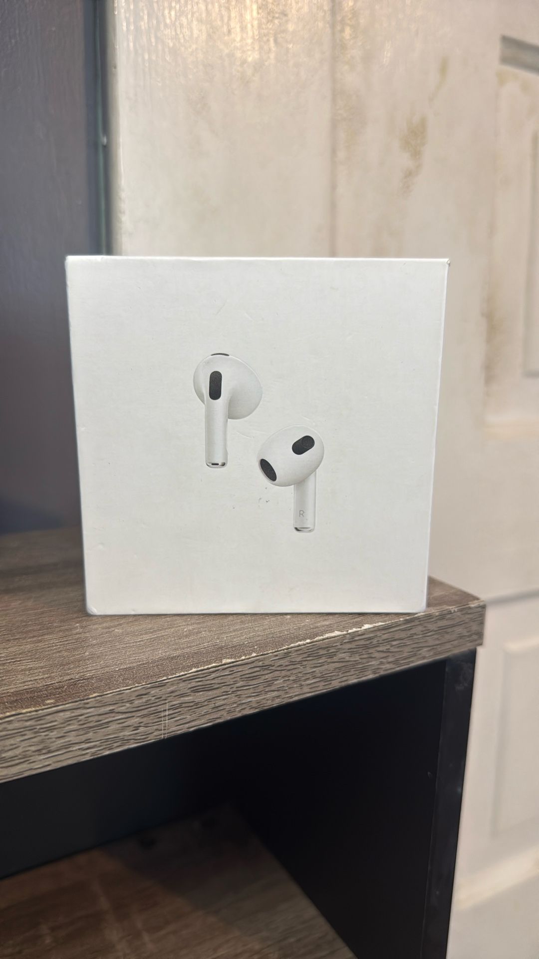 AirPods Gen 3