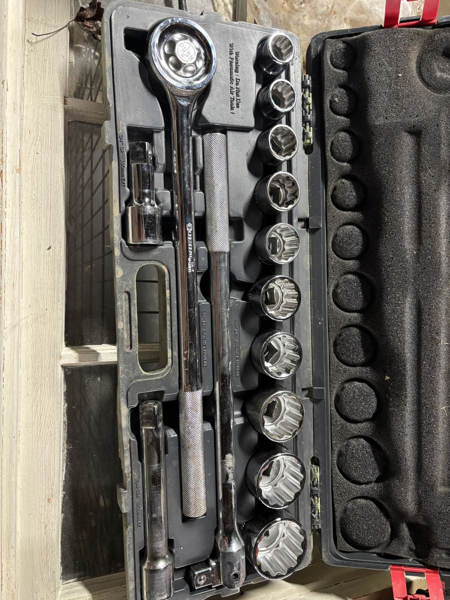 Crescent 3/4 Ratchet, And Sockets