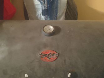Char-Griller Professional Grill Smoker w/ fire box