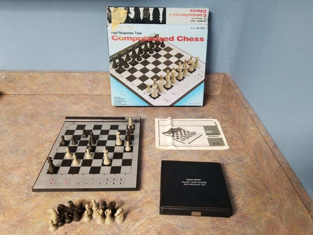 Vintage 1987 Radio Shack 1650 Computerized Chess Electronic Game 9 Levels Works