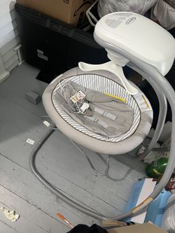 Graco DuetConnect Deluxe Multi-Direction Baby Swing and Bouncer