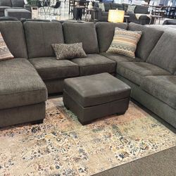 OM• $38 Initial • Brand New Deermont 2 Piece Sectional With Chaise 