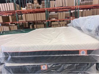 NEW Queen mattress gel memory foam 💥1 year warranty