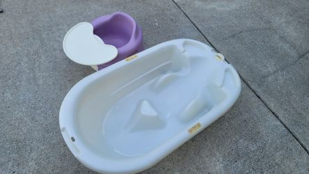 Infant Tub And Comfy Seating Chair