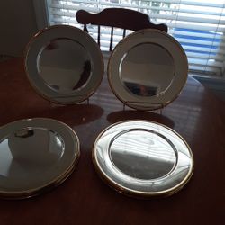 10 Gold  Mirror Chargers  Great Condition.