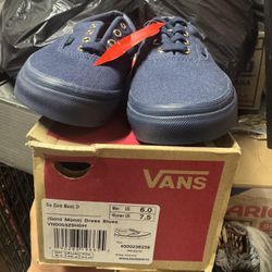 6 Men / 7.5 Women Blue Vans Era $35