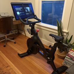 Peloton Bike+ – Like New w/ Swivel Screen, Weights & Accessories, Factory Reset