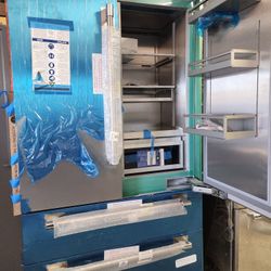 New Thermador 42-inch Wide Stainless Steel Refrigerator 