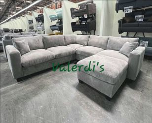 New Sectional Sofa 99x99x34H