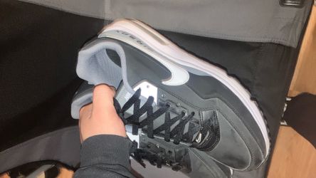 Air maxs size 11.5
