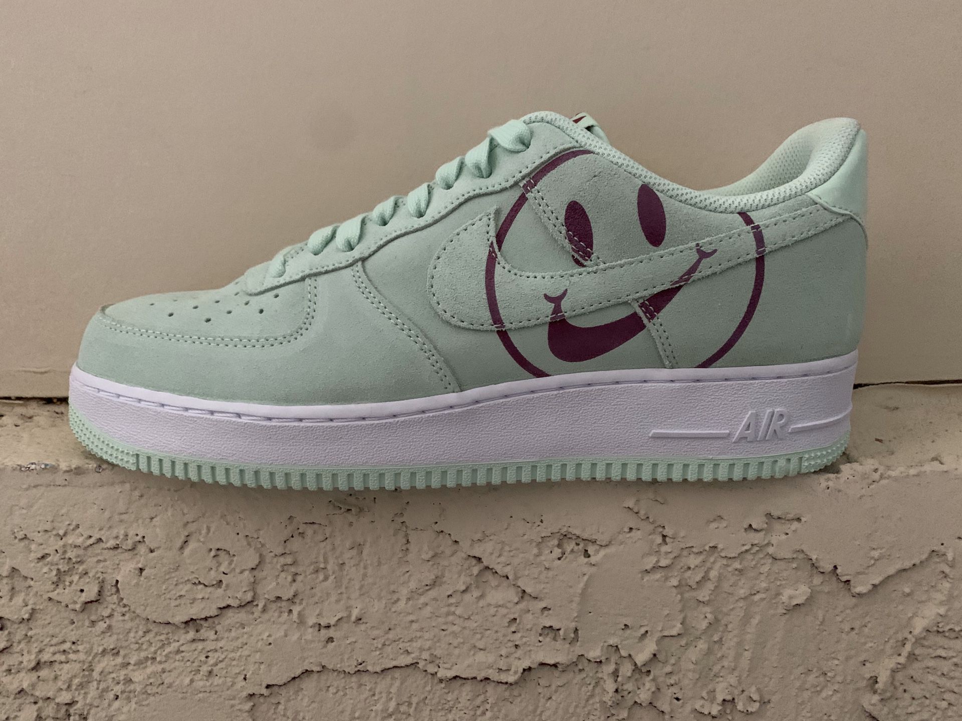 Air Force 1 07 Green Frosted Spruce/ White Size 11