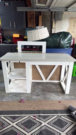 Farmhouse style desk