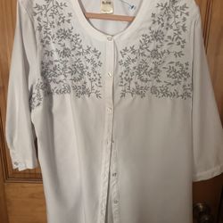 Blair Woman's XL White Button Up Blouse With 3/4 Sleeves Embroidered Top