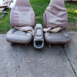 Leather Seats And Console FOR CHEVY 