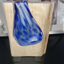 Wood flower vase