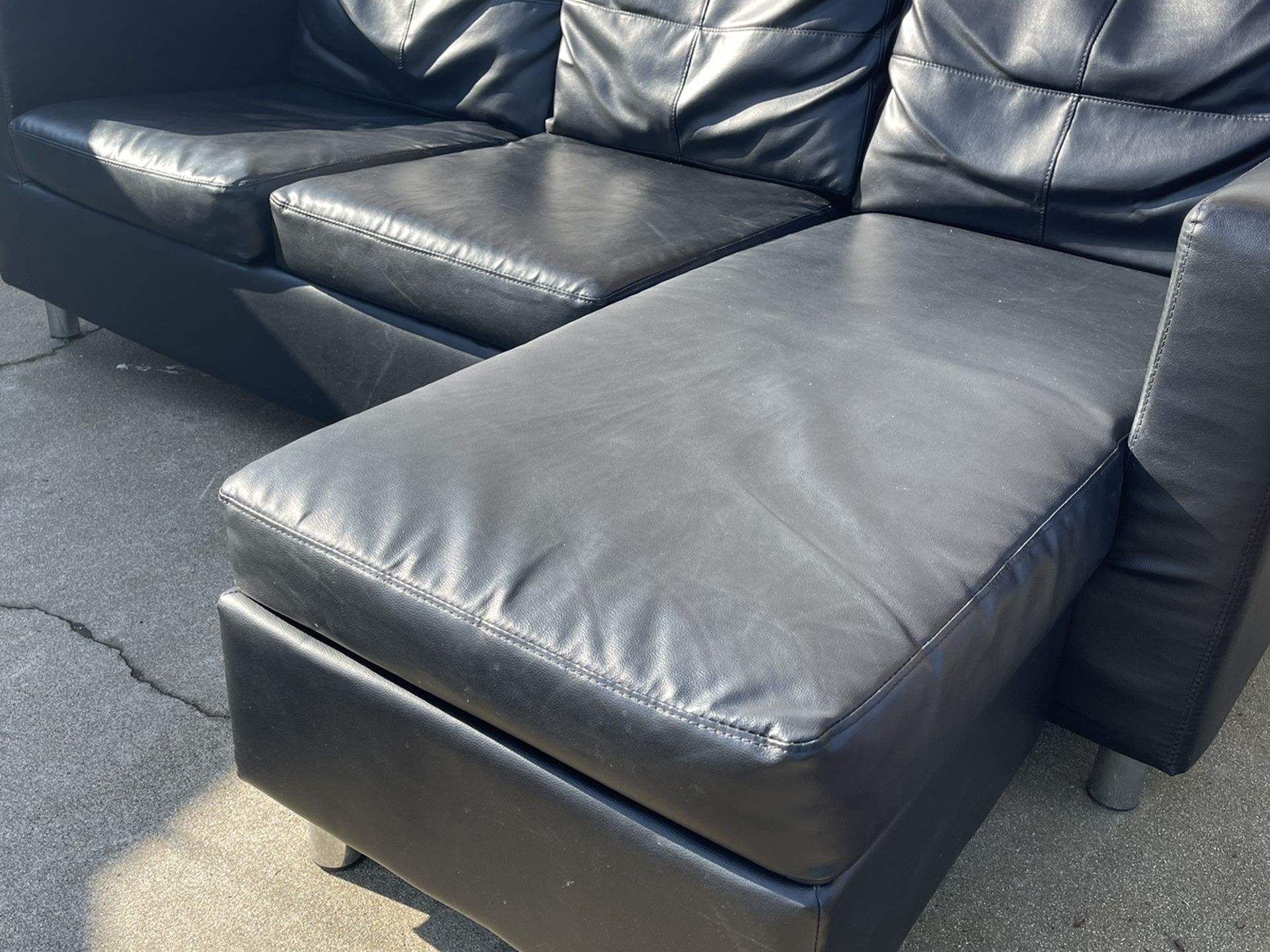 Black Leather Sectional Movable Chaise