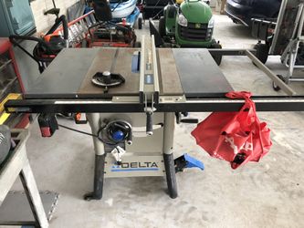 DELTA 10-in Carbide-Tipped Blade 13-Amp Table Saw