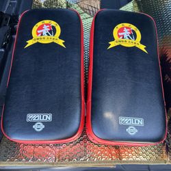 Boxing Pads, Muay Thai Pads, Fitness Kicks Pads