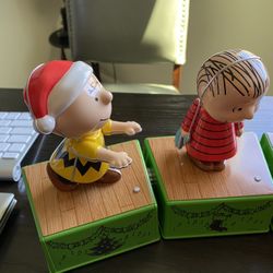 2017 Hallmark Snoopy Christmas Dance Party 