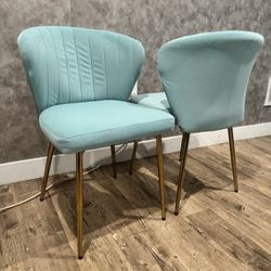 Modern Velvet Chairs