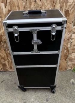 Professional Makeup Trolley, Aluminium Makeup Travel Organizer, Makeup Storage Luggage on Wheels Normal wear, but good condition Small stains here