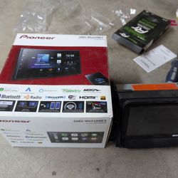 Pioneer Head Unit With Trim And Wiring Harness 