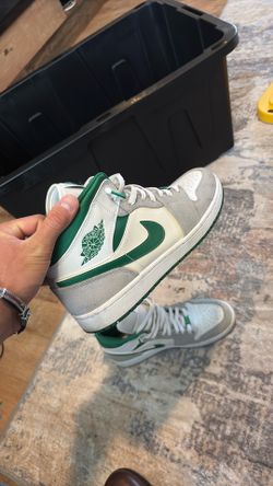 Jordan 1 pine green size US men’s 11